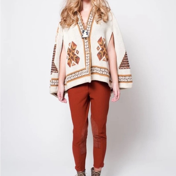 Vintage Tribal Knit Cape Poncho – Cream & Brown with Pyramid Motif One Size - Picture 5 of 10